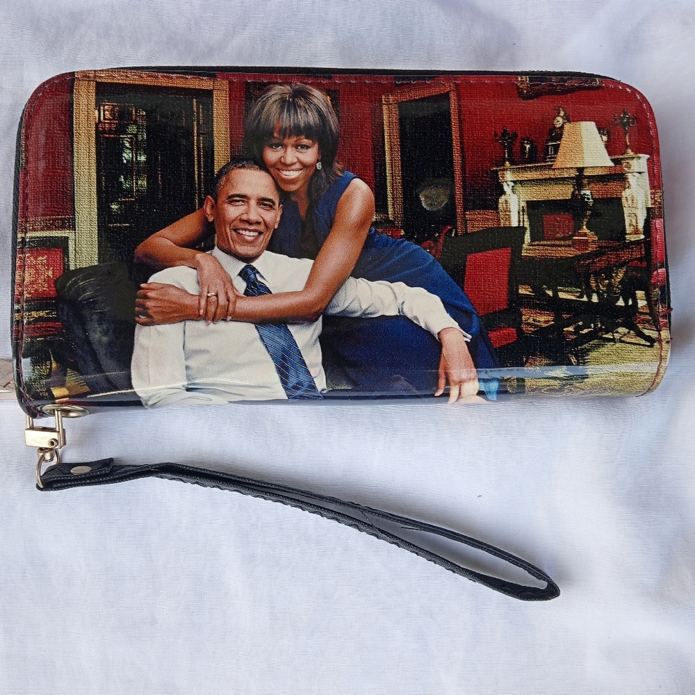 Colorful Printed Wristlet Wallet